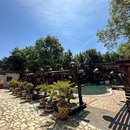 Ara E Vjeter Resort Velipojë Dış mekan fotoğraf